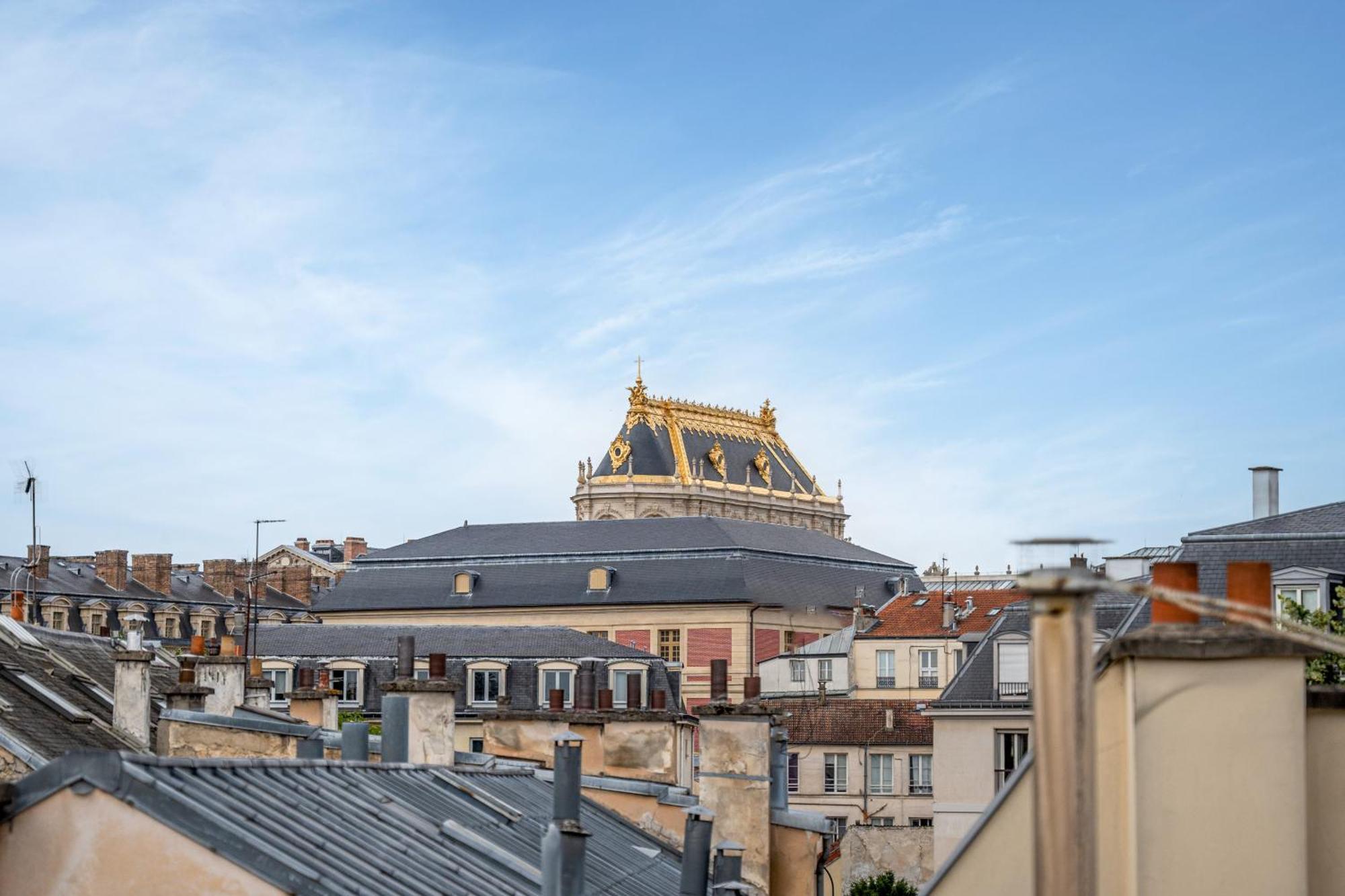 Le Versailles Soleil Classe 3 Etoiles Charme & Vue Chapelle Royale ภายนอก รูปภาพ
